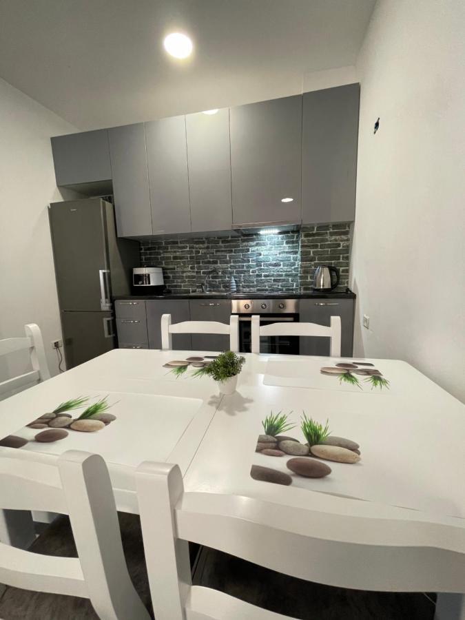 Apartments Big Family Дуррес Экстерьер фото
